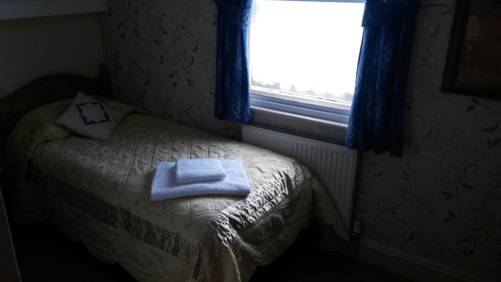 جسر باتيلي Lyndale Guest House الغرفة الصورة