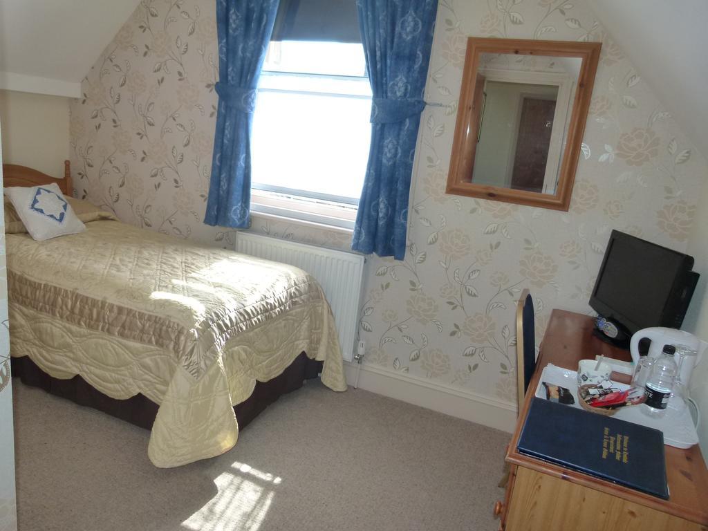 جسر باتيلي Lyndale Guest House الغرفة الصورة